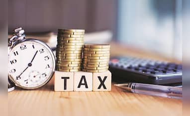 India’s net direct tax collection rises 13% to ₹12.12 trillion till Sept 17 | Economy & Policy News